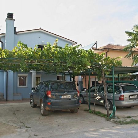 Apartments & Rooms Barbara Умаг Екстериор снимка