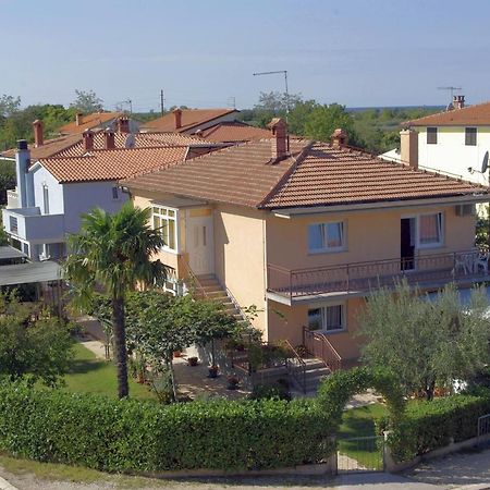 Apartments & Rooms Barbara Умаг Екстериор снимка