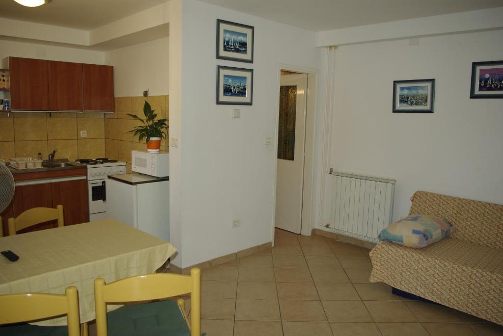 Apartments & Rooms Barbara Умаг Стая снимка